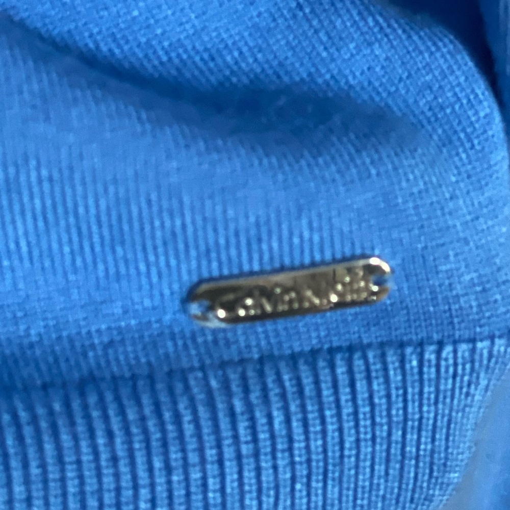 Calvin Klein Cardigan with matching tank - Picture 3 of 5